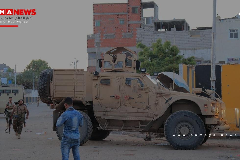"رويترز": استهداف مسيرات فوق قصر أقام فيه الزبيدي بمدينة عدن اليمنية