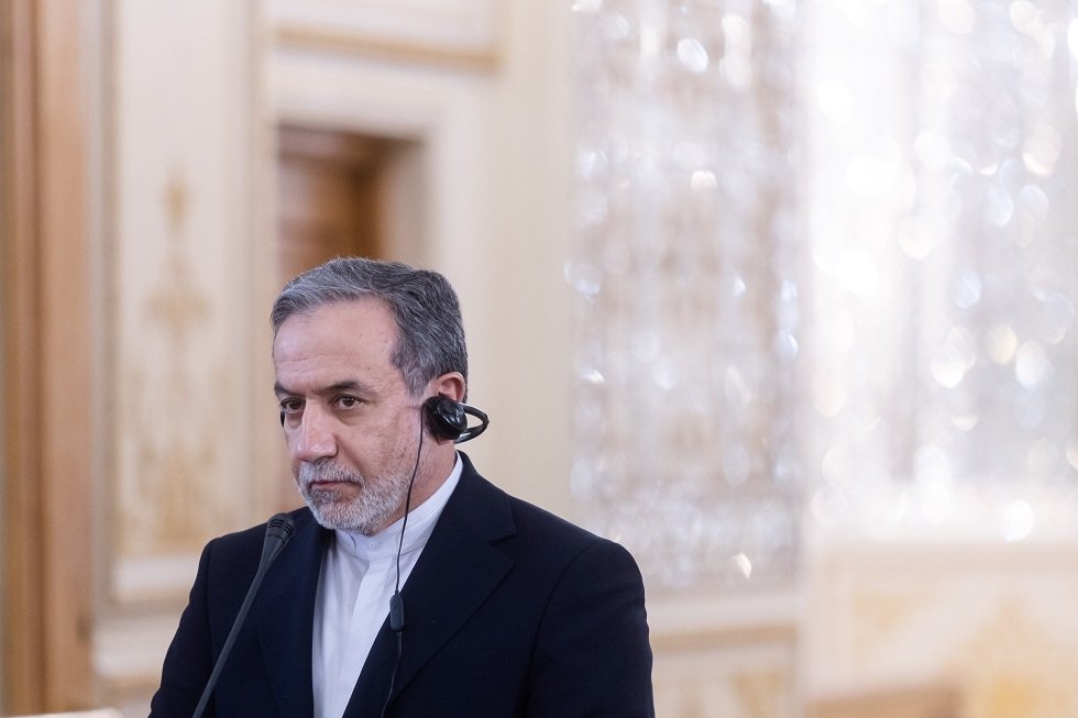 عراقجي: رسائل صوتية تصل لإرهابيين تأمرهم باستهداف المدنيين وقوات الأمن