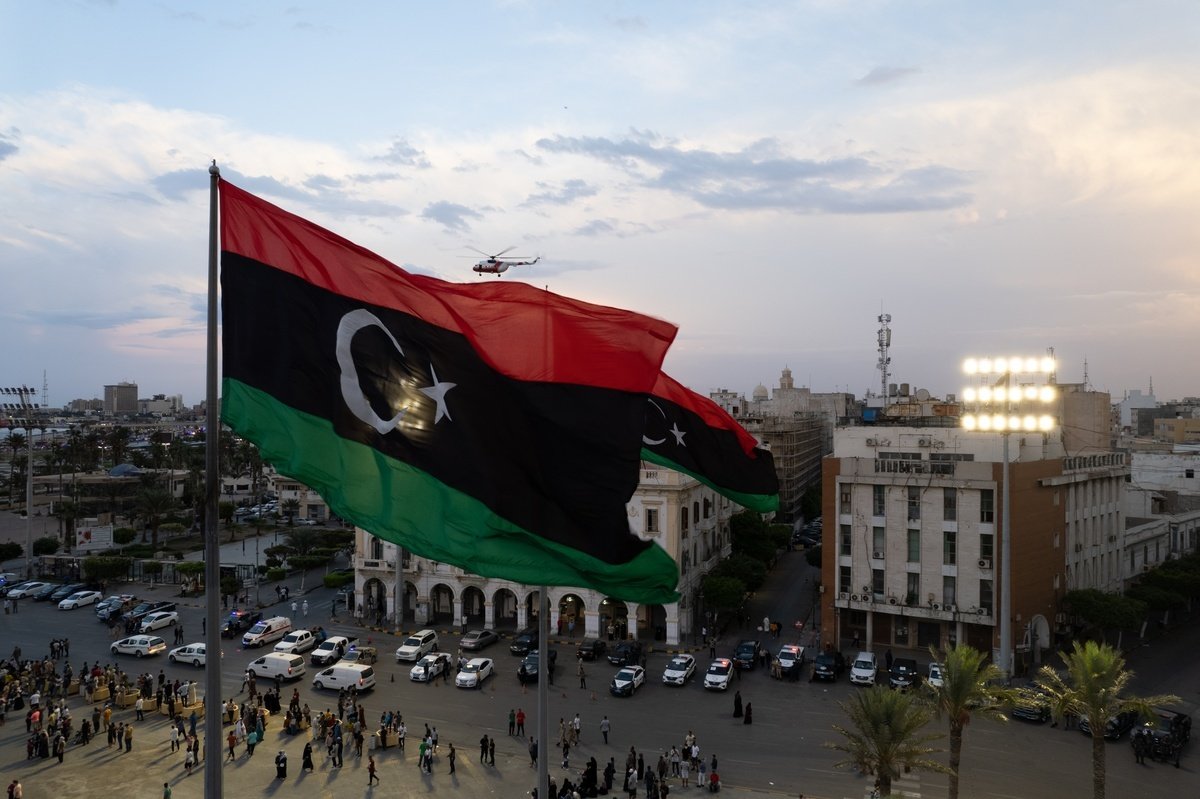 ليبيا تغلق مطارًا بعد رصد عشرات الرحلات المشبوهة