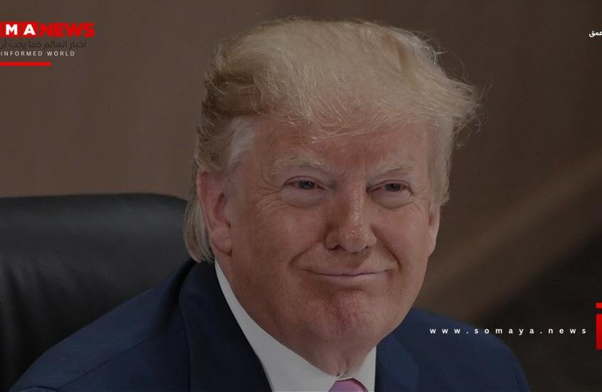 ترامب يعرض صورا لكندا وغرينلاند وفنزويلا بلون العلم الأمريكي