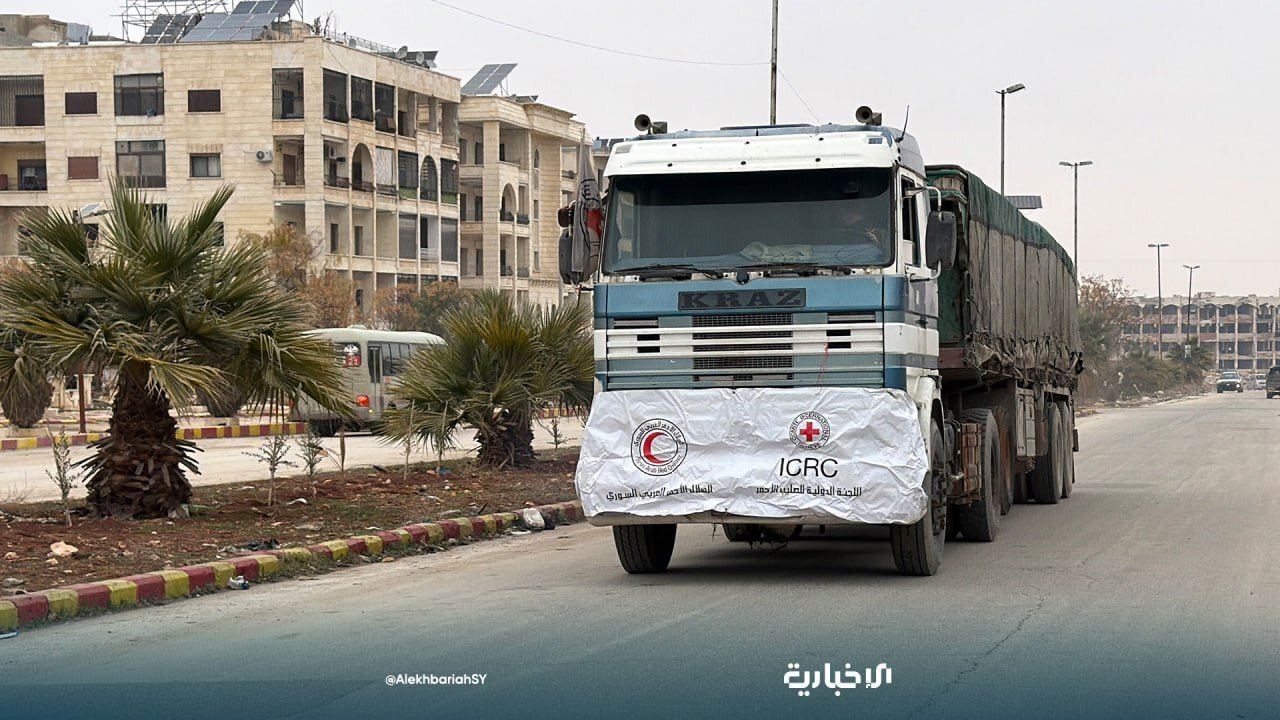 قافلة مساعدات إنسانية تنطلق إلى عين العرب عبر ممر نور علي