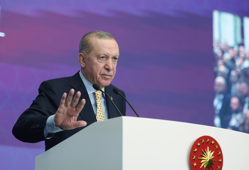 أردوغان ينهي أزمة انتقال كانتي من الاتحاد السعودي إلى فنربخشة التركي