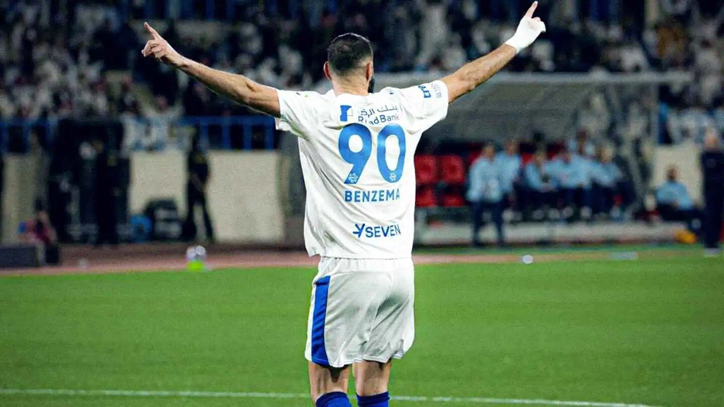 محمد نور يكشف كواليس مفاجئة حول انتقال بنزيما إلى الهلال السعودي (فيديو)