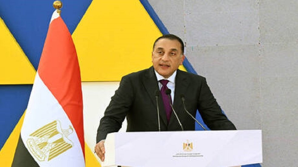 تعديل وزاري مرتقب في مصر خلال ساعات.. مصادر تكشف بالأسماء تغيير 13 وزيرا في الحكومة