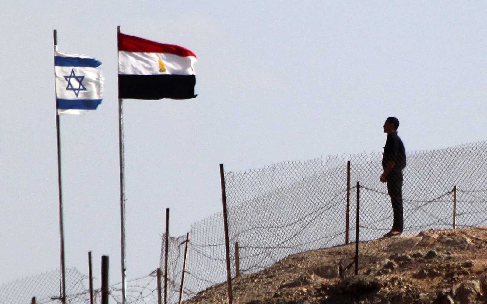 إسرائيل تصدم مصر بعد شن الهجمات على إيران