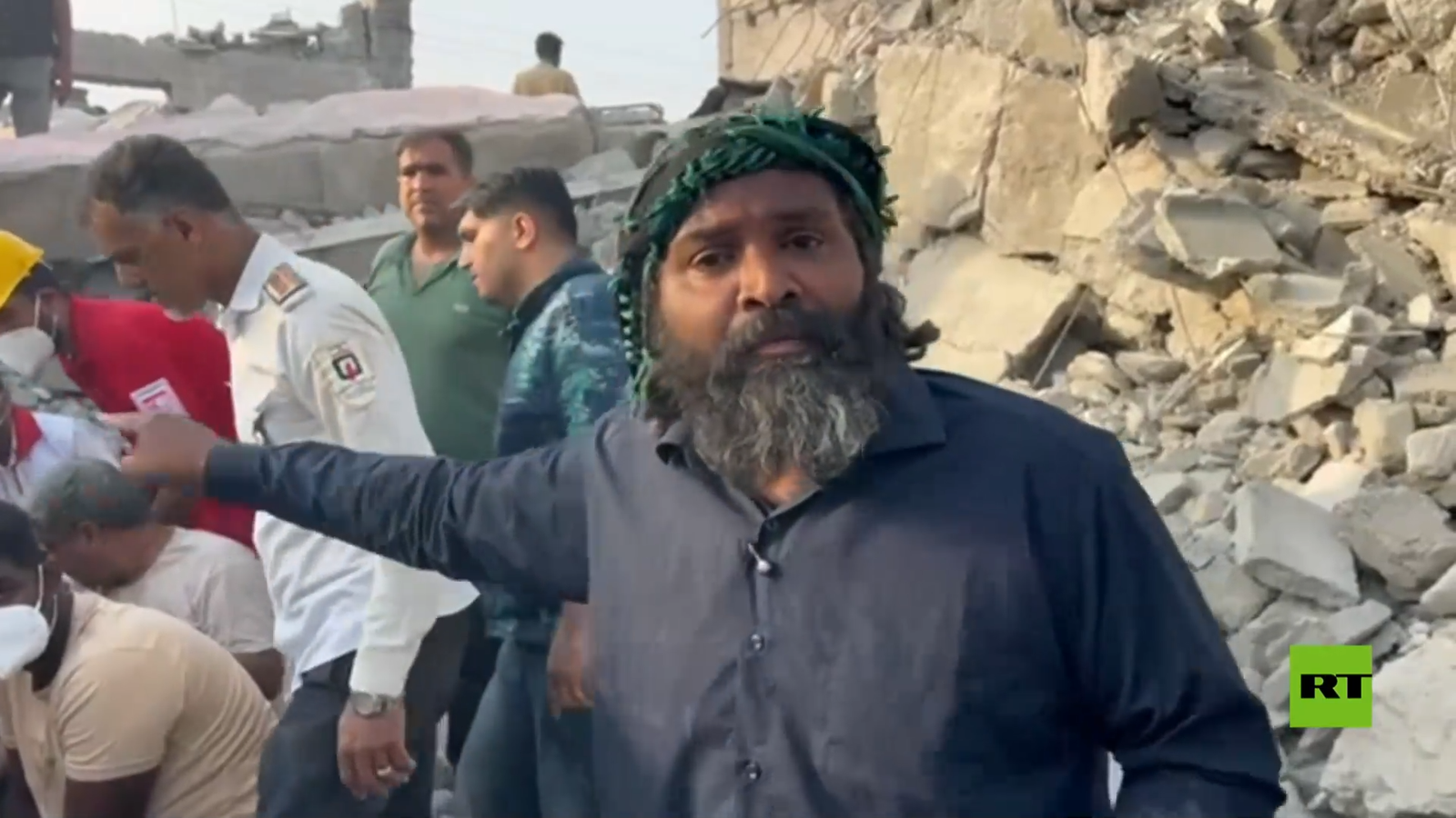 مشاهد مروعة من مدرسة للبنات في جنوب إيران بعد تعرضها للقصف الإسرائيلي