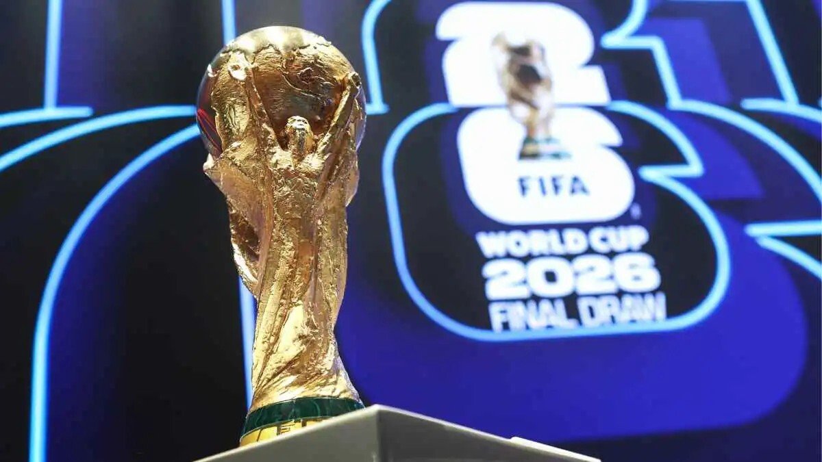 العقوبات المنتظرة.. ماذا تنص لوائح "فيفا" حول انسحاب إيران من كأس العالم 2026 ؟