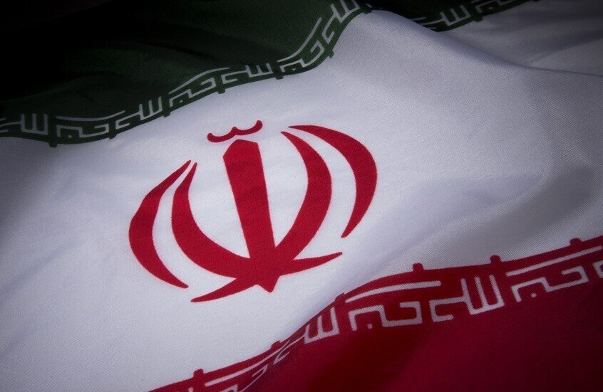 الحرس الثوري الإيراني يحذر: أي تحرك مخل بالأمن سيعتبر تعاوناً مع العدو