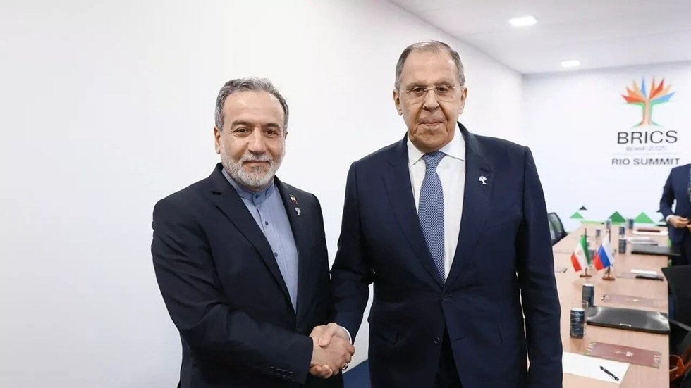 سيرغي لافروف وعباس عراقجي: العدوان الأمريكي الإسرائيلي يقوض القانون الدولي ويعرض المنطقة لعواقب وخيمة