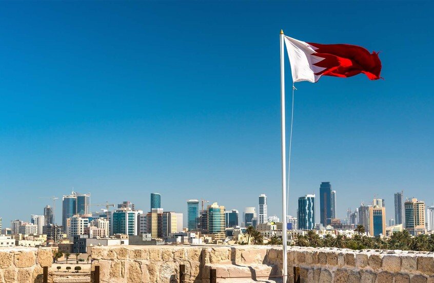 ملك البحرين يوجّه رسالة لجيش المملكة بعد الاستهدافات الإيرانية