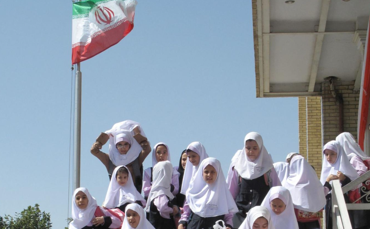 إيران.. هجوم أمريكي- إسرائيلي على 52 مدرسة في لرستان