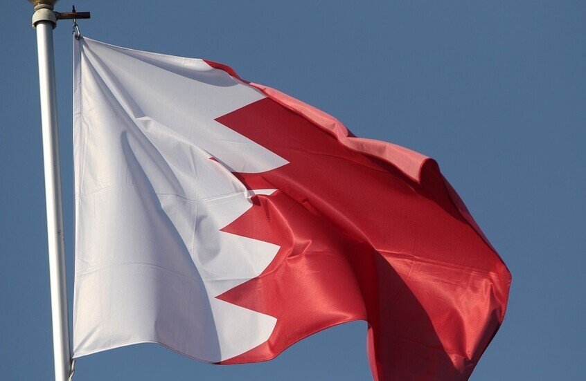 مملكة البحرين: لؤلؤة الخليج ومركز مالي متطور
