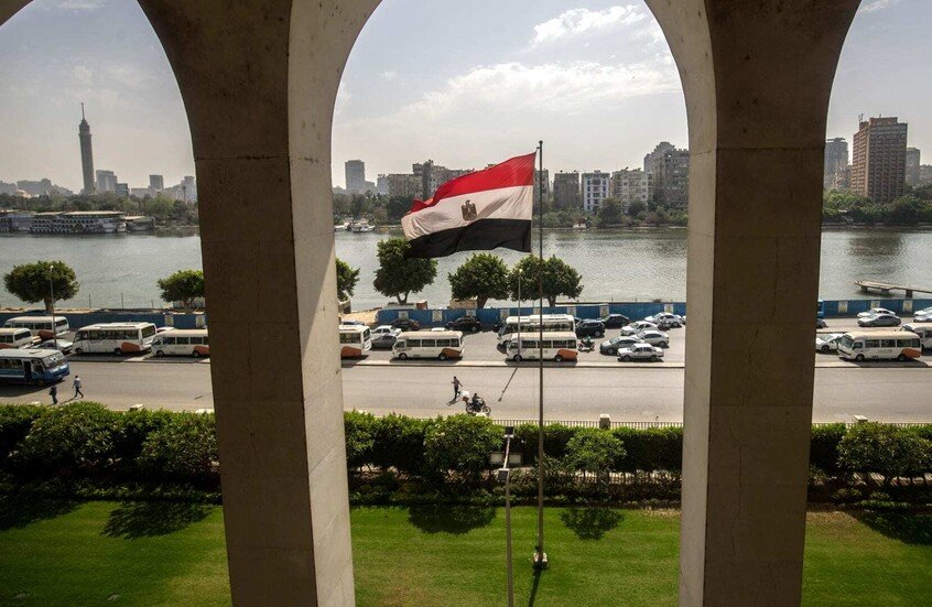مصر ترحل مواطنة أوكرانية-إيطالية لأسباب أمنية