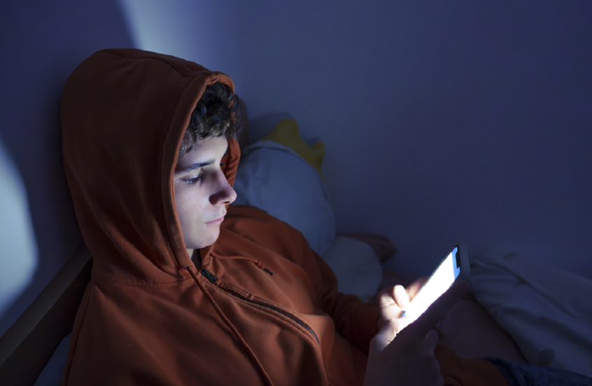 السكريات “تسرّع شيخوخة الخلايا”.. آلية بيولوجية خطيرة تؤثر على الجسم