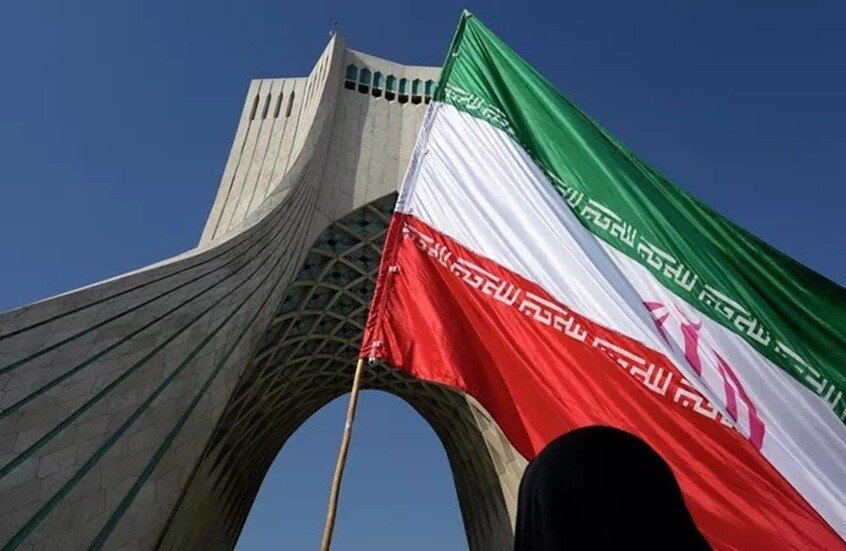 ترامب يصف الأمريكيين المعارضين للحرب على إيران بوصف مثير للجدل