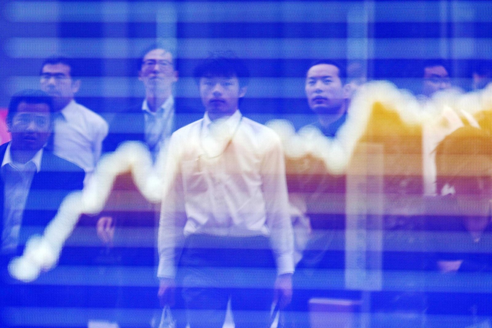 الأسواق الآسيوية ترتفع مع اقتراب انتهاء مهلة دونالد ترامب لإيران بشأن مضيق هرمز