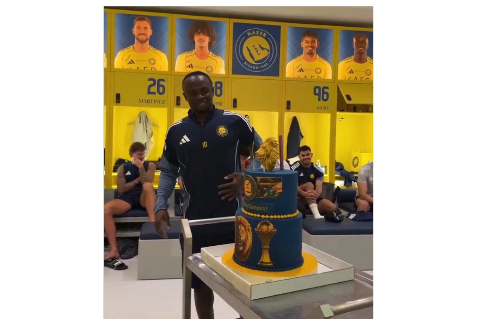 فيديو مستفز للمغرب.. النصر يحتفل بعيد ميلاد ماني بكعكة "كأس إفريقيا" بحضور رونالدو وزملائه