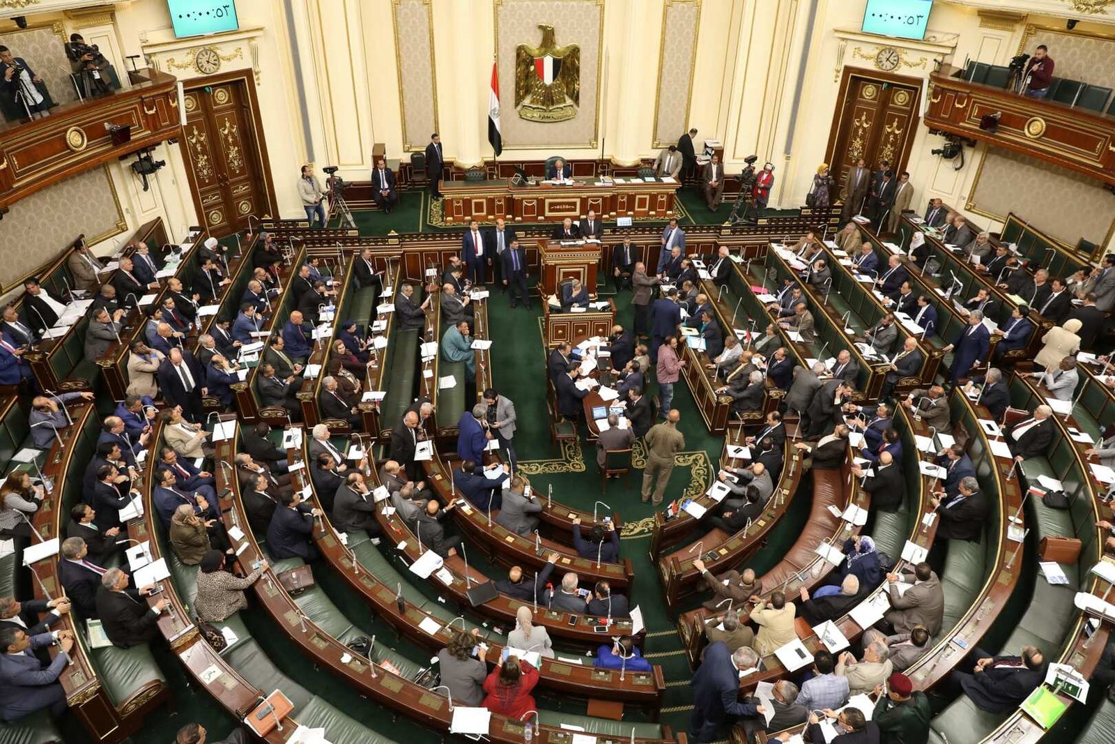أربعة مقترحات برلمانية في مصر تثير جدلًا واسعًا، من بينها التبرع بثلث الثروة والتبرع بالجلد.