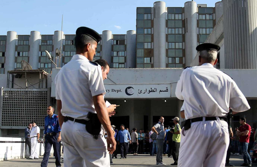 بلوغر مصري يكشف ولادة طفلته بحالة طبية نادرة ويحصد ملايين المشاهدات