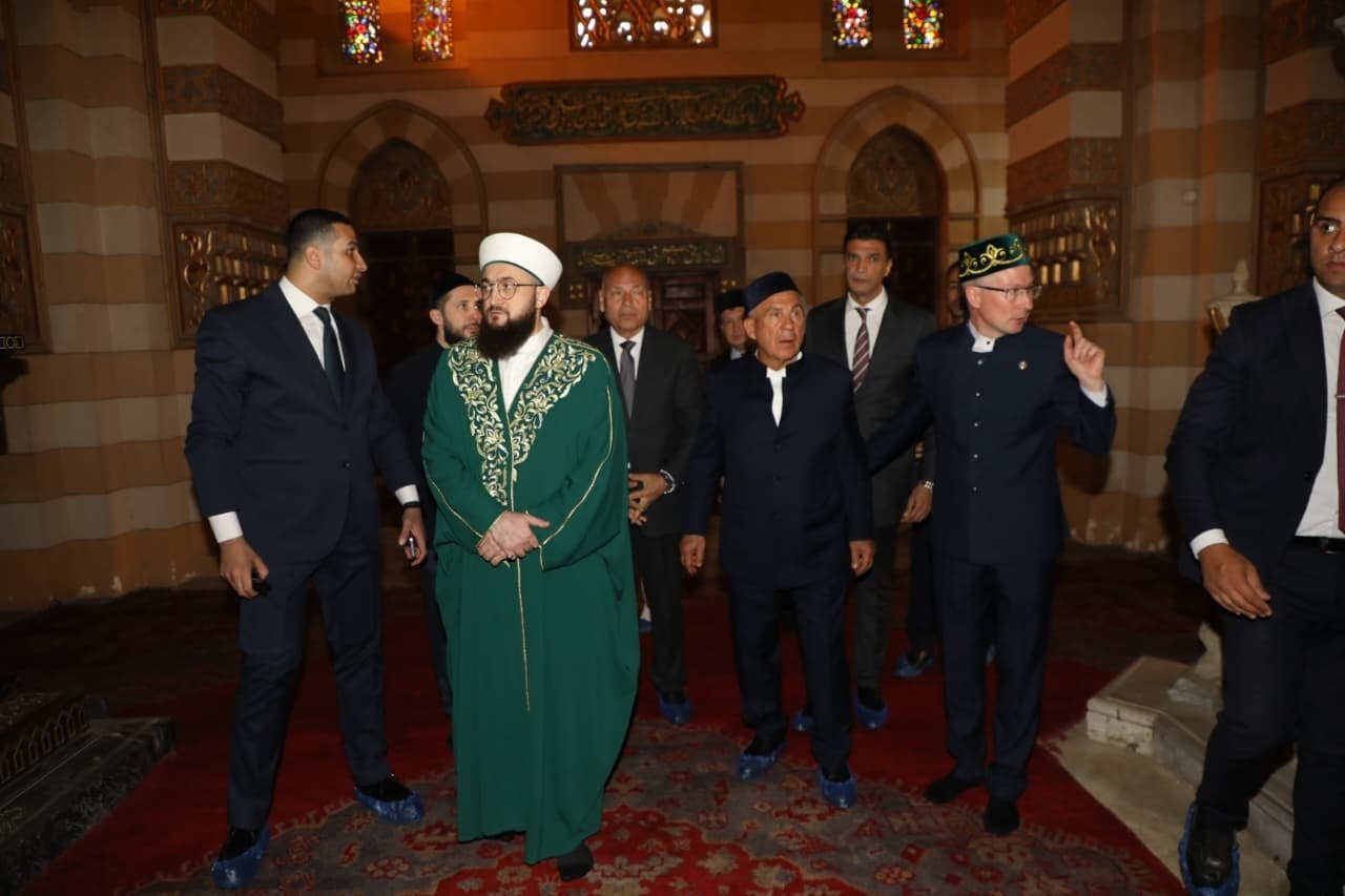 من هو موسى جار الله الذي زار حاكم جمهورية تتارسان الروسية قبره في القاهرة؟