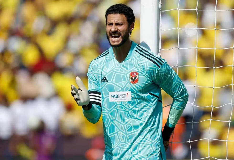 الاتحاد المصري يخفض عقوبة حارس الأهلي محمد الشناوي