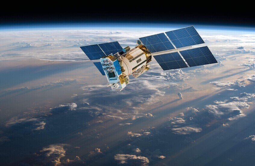 روسيا تطلق صاروخ Angara-1.2 حاملًا أقمارًا عسكرية إلى المدار
