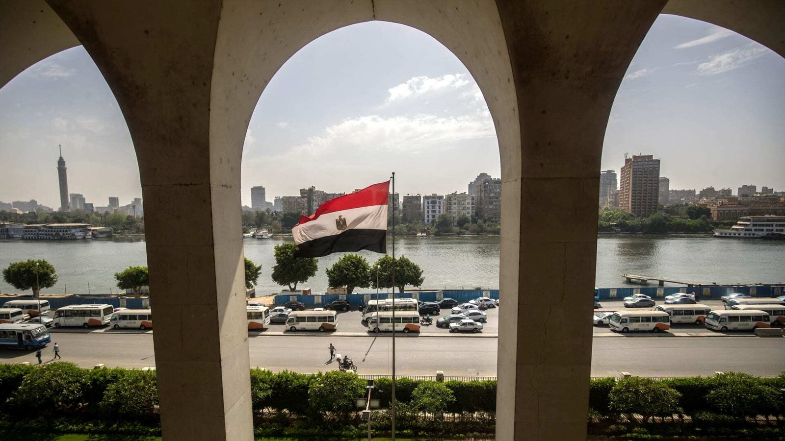 مصر تجري اتصالات مكثفة مع دول خليجية وقوى إقليمية بتوجيهات رئاسية