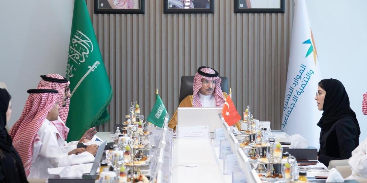نائب الوزير للعمل يترأس اجتماع اللجنة الفرعية للتنمية الاجتماعية والصحة والتعليم المنبثقة من مجلس التنسيق السعودي التركي