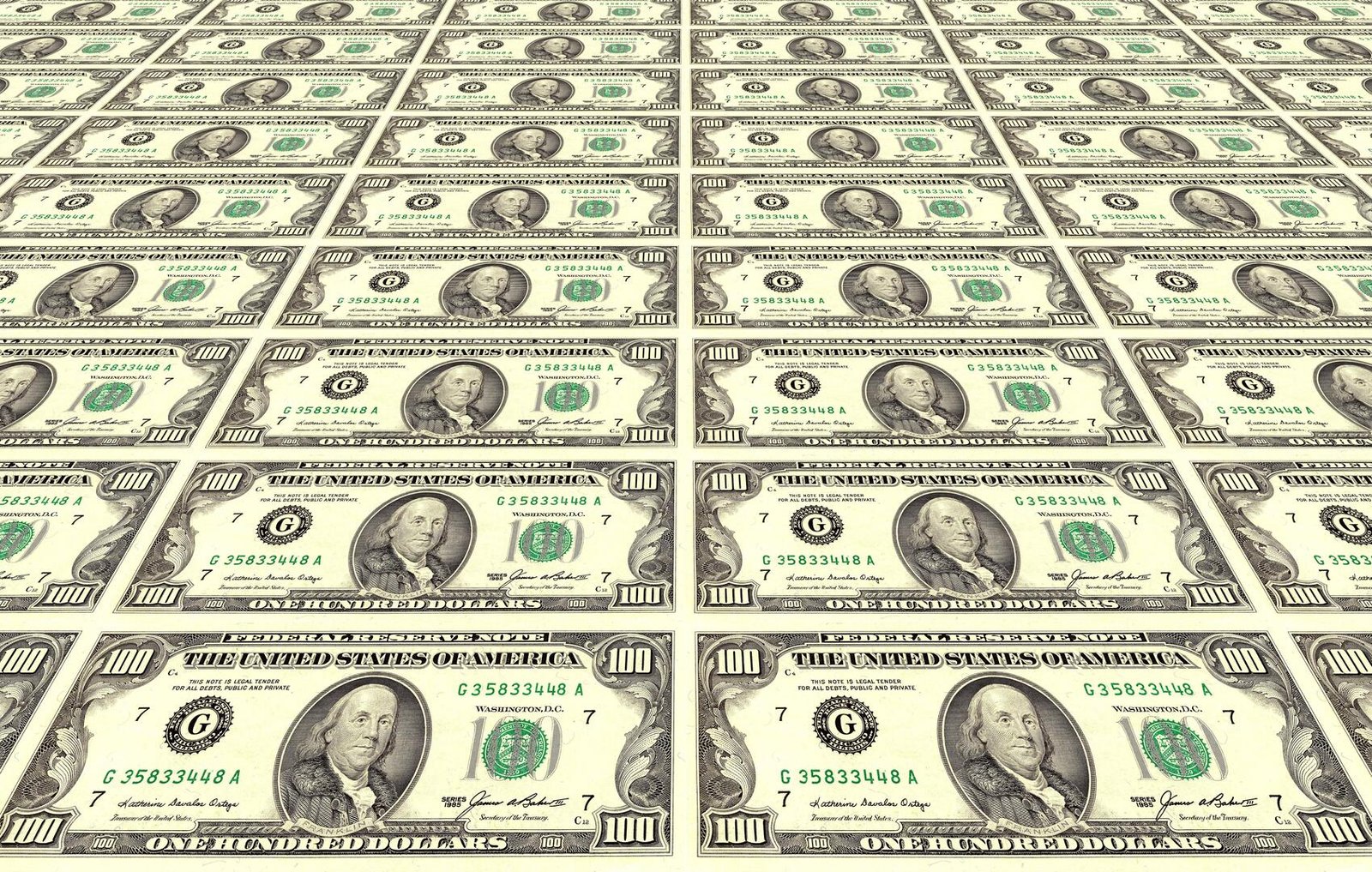 بلومبرغ: ثروات كبار رجال الأعمال الروس ترتفع بنحو 16.1 مليار دولار