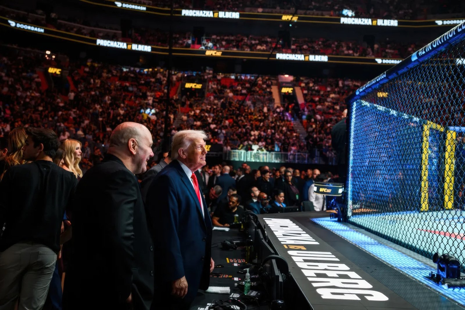 ترامب يعلن ترتيبات إقامة حدث UFC تاريخي في البيت الأبيض