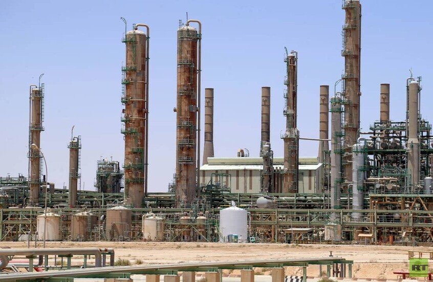 ليبيا.. جهاز الإسعاف والطوارئ يطالب بهدنة لإجلاء 23 عائلة محاصرة في مدينة الزاوية