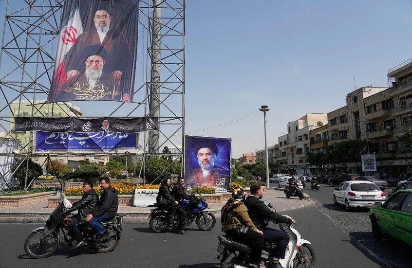 المبعوث شريف: تفاؤل بإمكانية عقد جولة جديدة من المفاوضات بين الولايات المتحدة وإيران في إسلام آباد