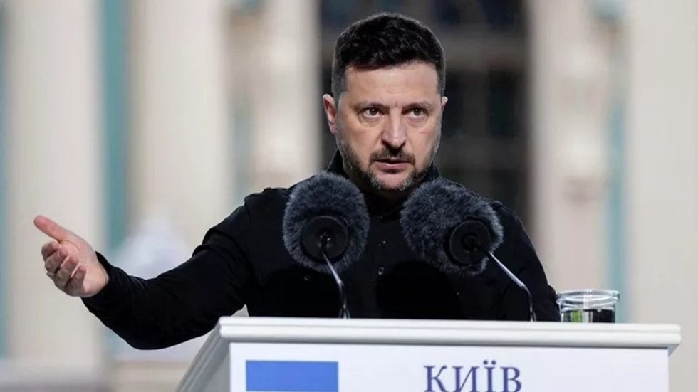 فولوديمير زيلينسكي يعلن تلقي رد من الولايات المتحدة بشأن طلب صواريخ الدفاع الجوي دون الكشف عن التفاصيل