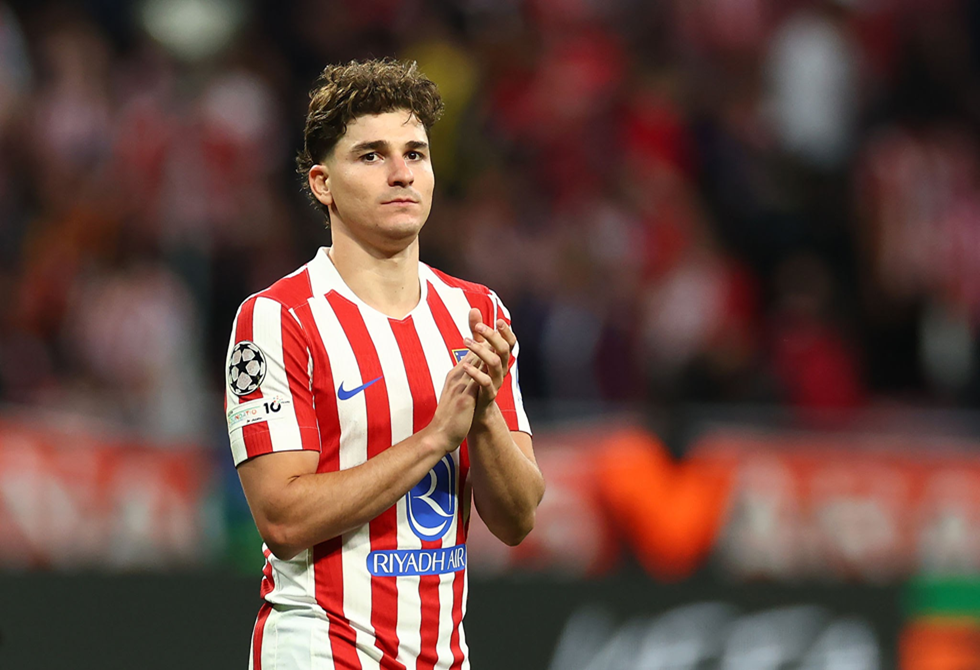 أتلتيكو مدريد يرد على عرض ريال مدريد لضم جوليان ألفاريز مقابل 150 مليون يورو