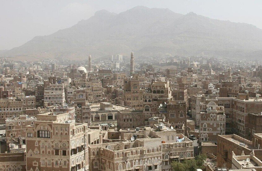اليمن.. قتلى وانفجارات في عدن تعيد المخاوف من تدهور الوضع الأمني