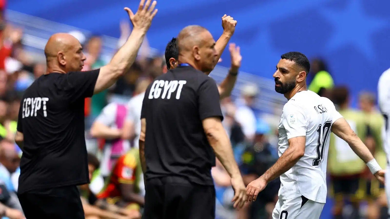 حسام حسن يوضح سبب استبدال محمد صلاح أمام بلجيكا في مباراة ودية (فيديو)