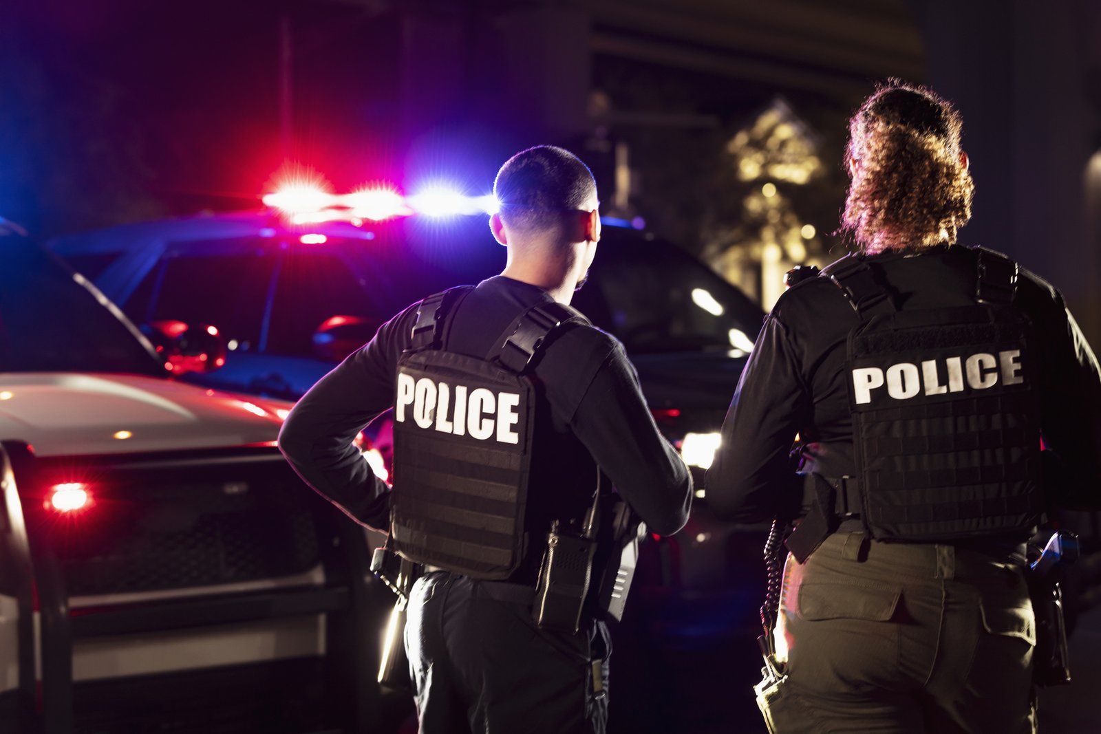 موظف مسلح يطلق النار داخل مستشفى أمريكي ويصيب شخصين