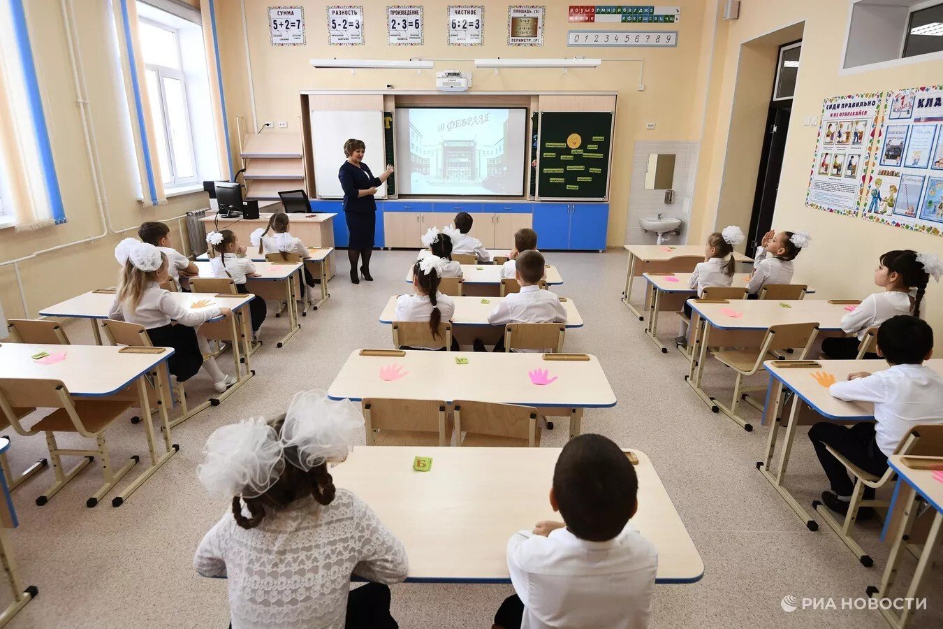 روسيا تعتمد برنامجاً لتدريس اللغة العربية في المدارس بدءاً من العام الدراسي المقبل