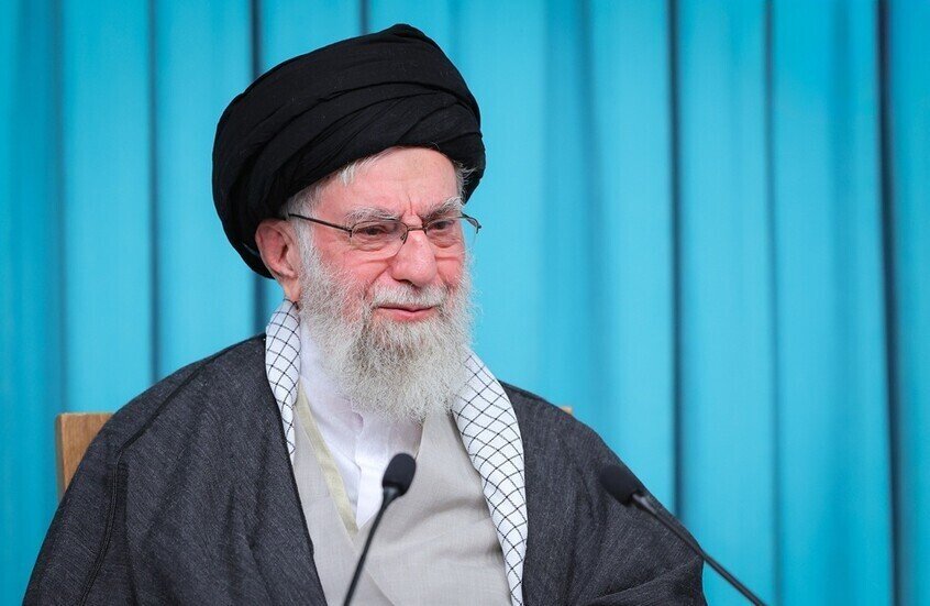 إيران تستثني داعمي الهجمات الأمريكية والإسرائيلية من حضور جنازة خامنئي