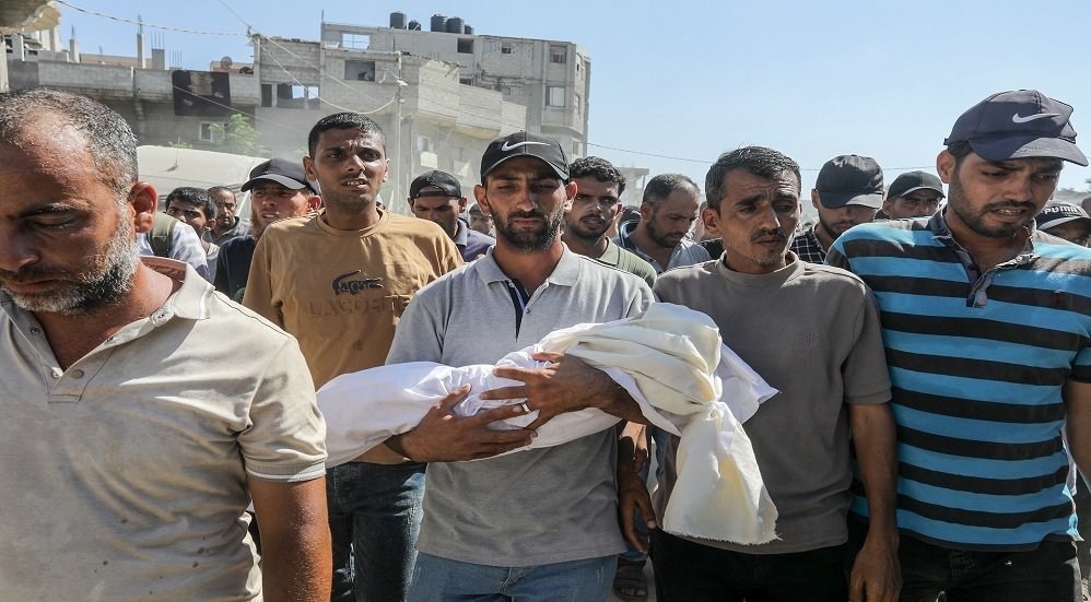 4 قتلى و15 مصابًا في غارات إسرائيلية على قطاع غزة