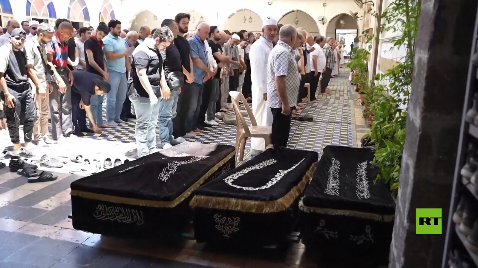تشييع ضحايا تفجير المقهى في دمشق