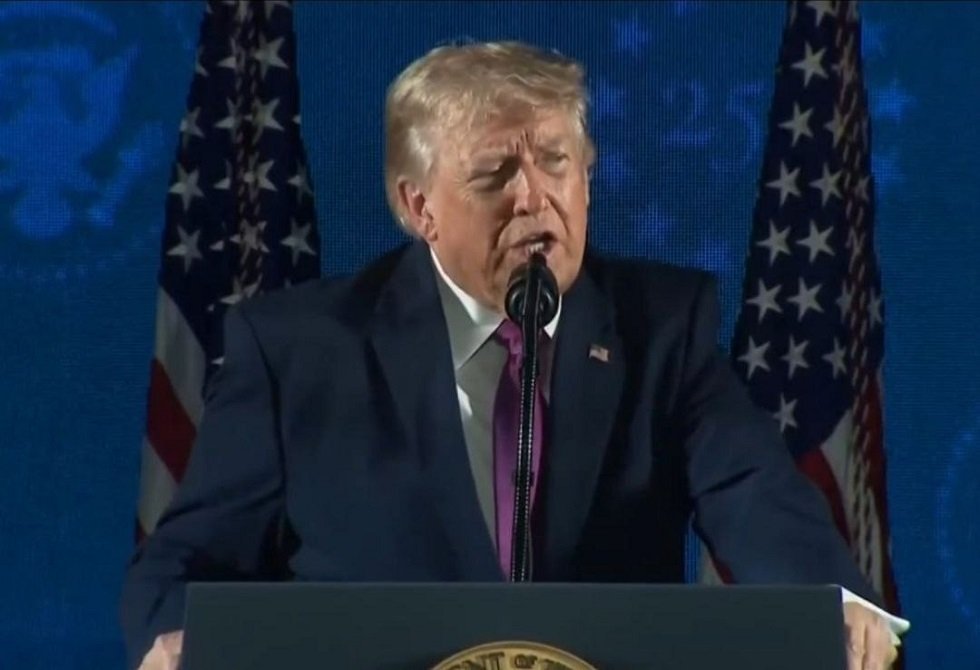 ترامب: كسرنا عزيمة إيران ومنحناها أسبوعًا من الهدوء تزامنًا مع جنازة خامنئي