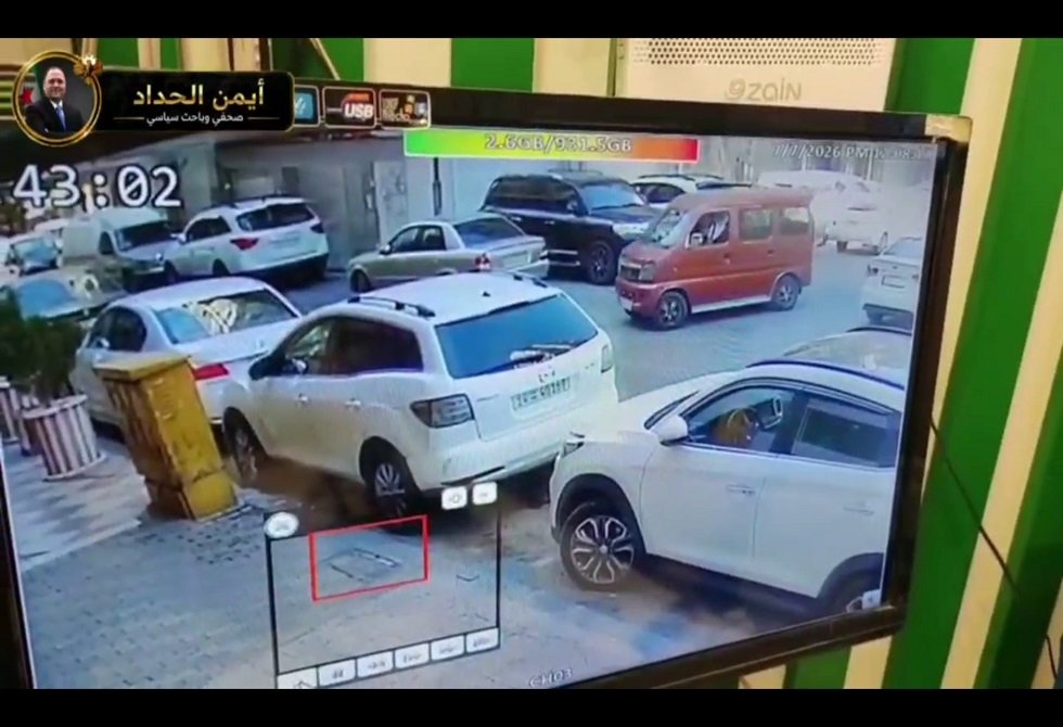 بالفيديو والصور.. كاميرات المراقبة توثق سيارة التفجير قرب مقر إقامة ماكرون في دمشق