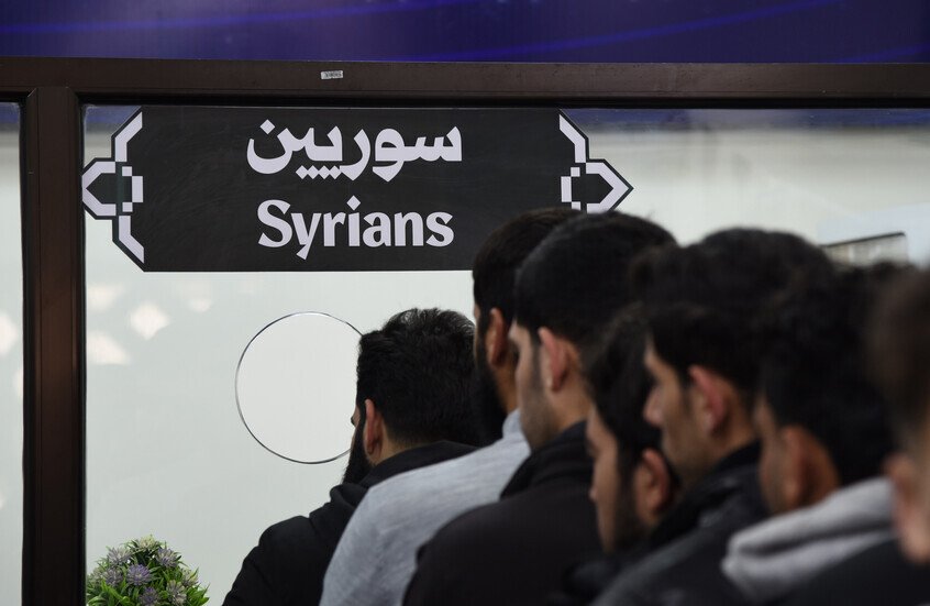 قبرص تسحب صفة اللجوء من 95 شخصاً وترفض آلاف طلبات السوريين