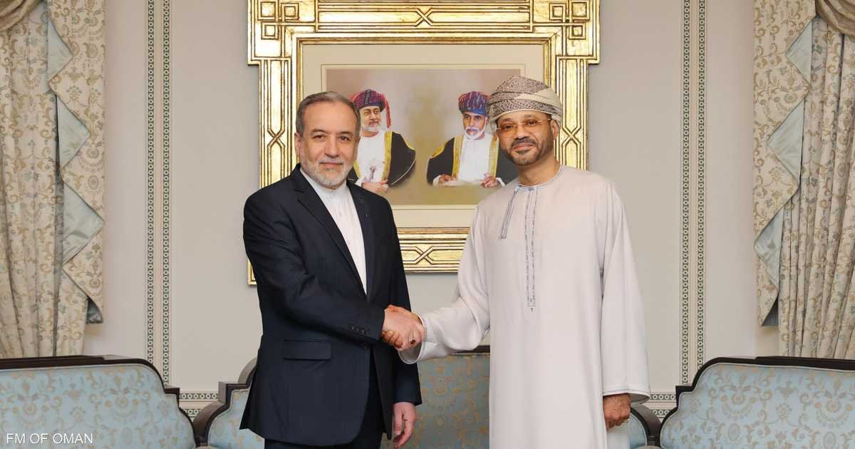 عُمان وإيران تبحثان تهيئة الظروف الملائمة لاستئناف الحوار