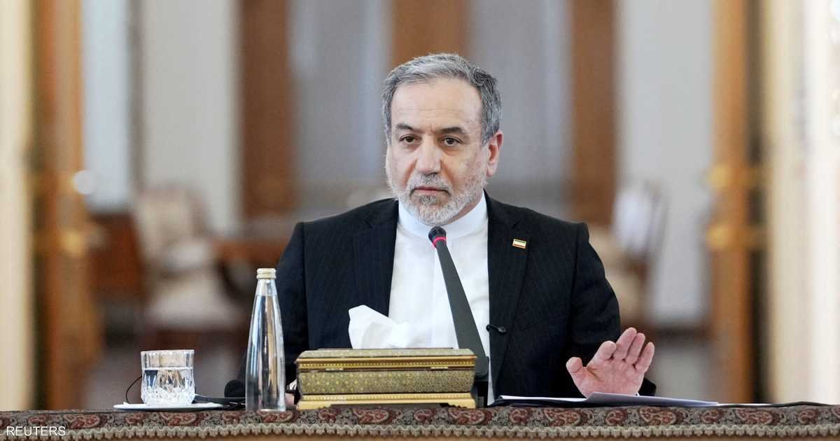 إيران تهدد بضرب حقول نفط وغاز في المنطقة إذا تعرضت لضربة