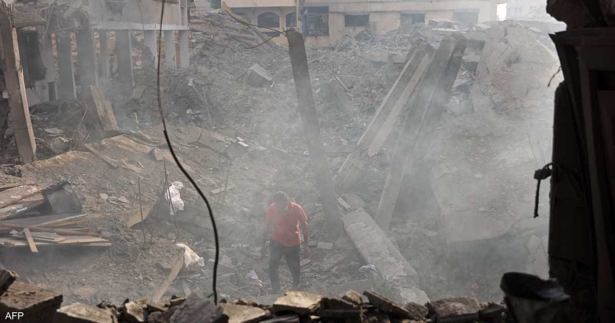 غارات إسرائيلية على غزة تودي بحياة 7 أشخاص.. وانتشال 112 جثة من تحت الأنقاض