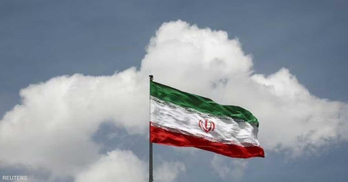 3 أجنحة تتصارع على قرار طهران.. خلافات داخلية تعرقل المفاوضات مع واشنطن