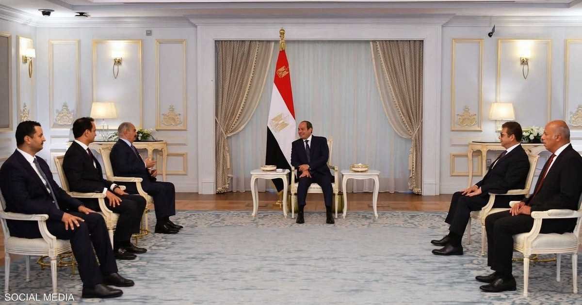 السيسي وحفتر يبحثان سبل تعزيز استقرار ليبيا ودعم السلم والأمن