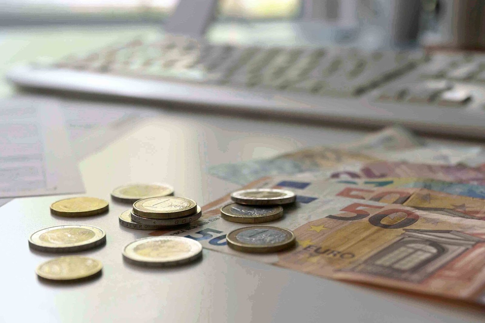 ارتفاع وتيرة التضخم في منطقة اليورو وسط ضغوط اقتصادية متزايدة